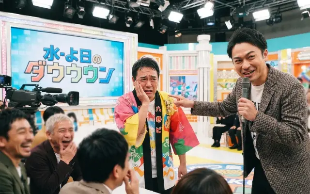 『水曜日のダウンタウン』放送事故寸前？「腹立ちすぎて…」エンディング中に起きた“胸糞芸人への鉄拳制裁”をみなみかわが暴露のサムネイル