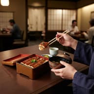 【悲報】鰻重の食べ方を知らない人が急増中 あなたは大丈夫？のサムネイル
